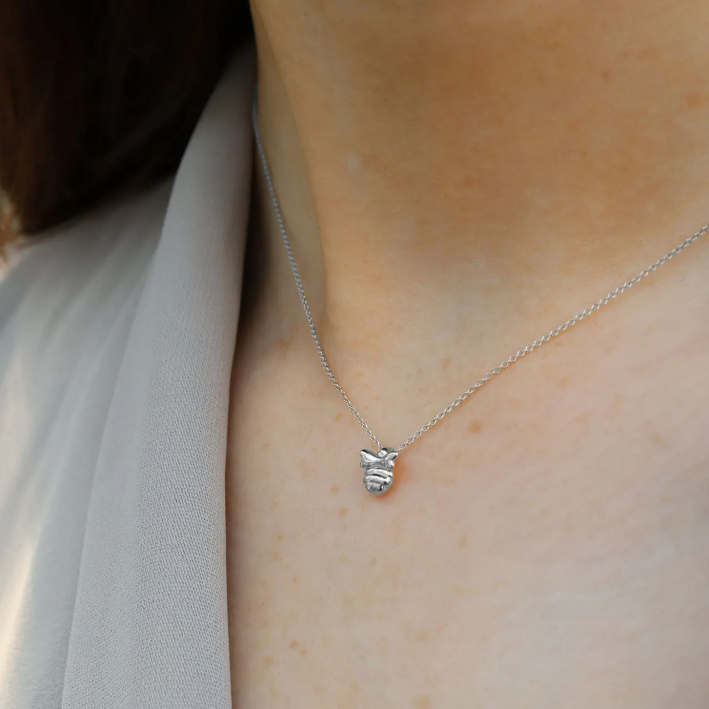 Chubby - 18Ct Gold, Bee Necklace^The Alkemistry Flash Sale