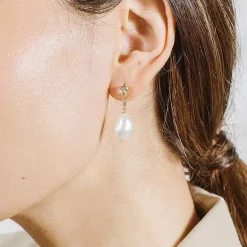Poppy Finch 14Ct Yellow Gold Pear Cut White Topaz And Pear Earrings^The Alkemistry Outlet