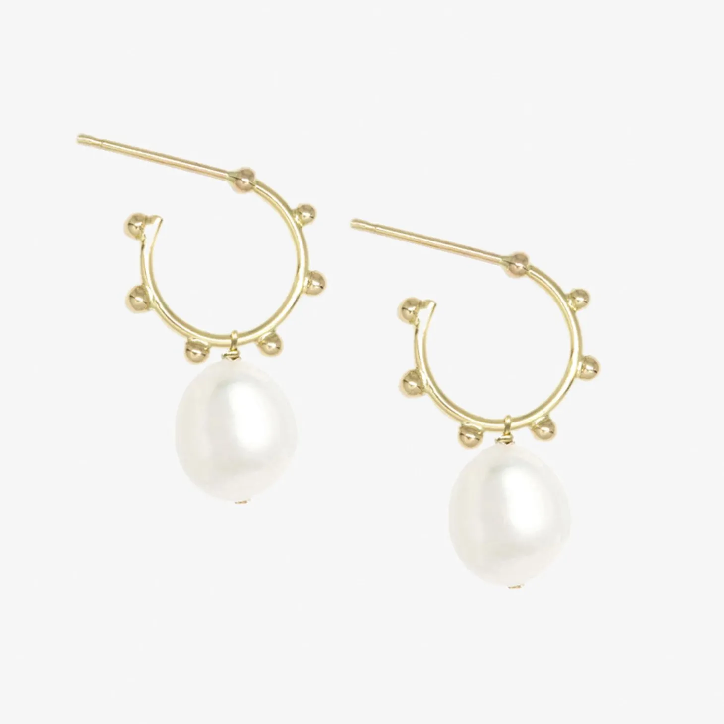 Poppy Finch 14Ct Yellow Gold Beaded Huggies With Oval Pearls (Pair)^The Alkemistry Fashion