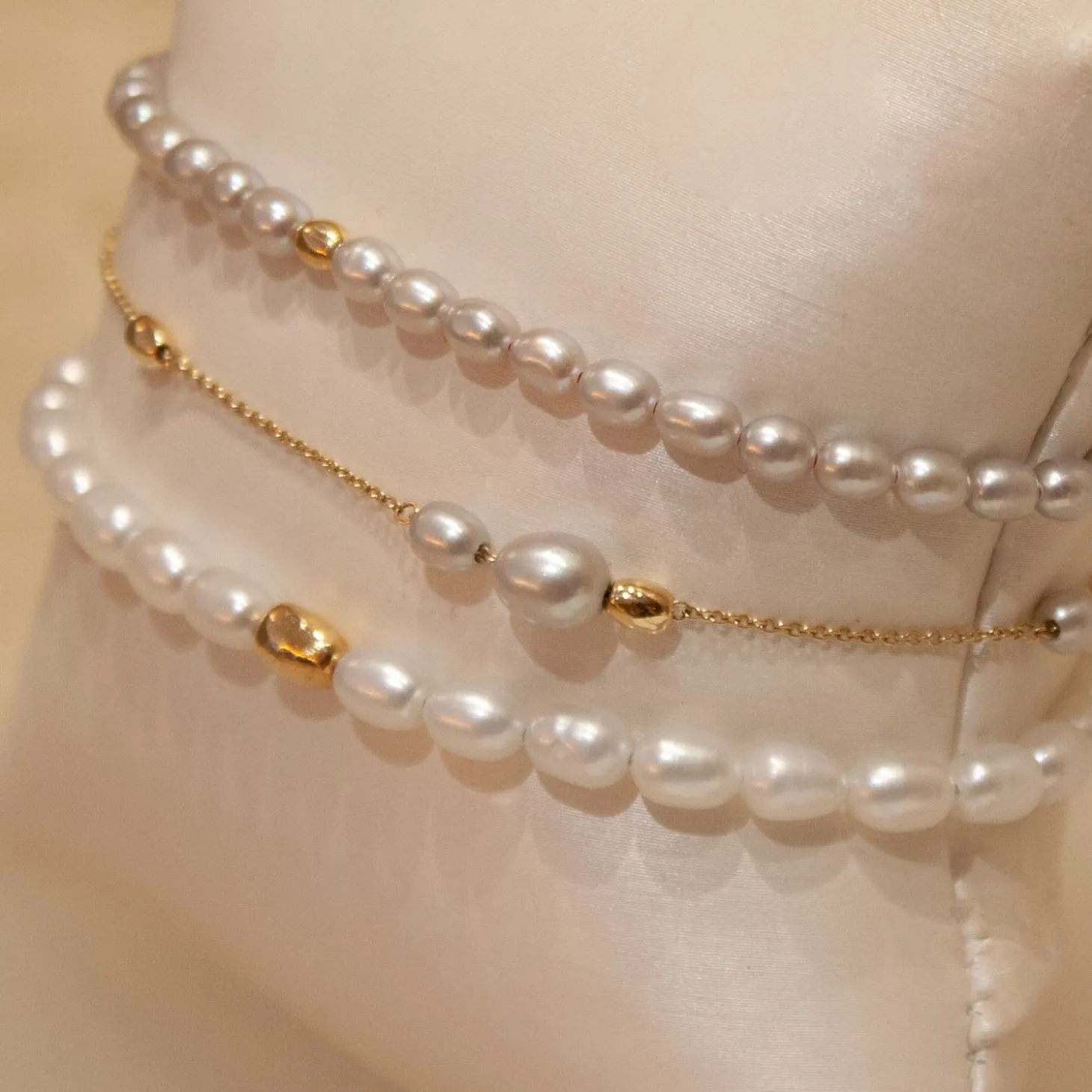 Vianna - 18Ct Gold, Grey Pearl And Gold Bead Bracelet^The Alkemistry Store